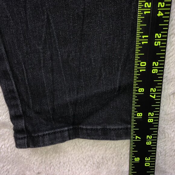 Levi's Women's 512 Jeans Size 16 Slim Taper Black Denim Classic Casual Travel - Picture 6 of 16